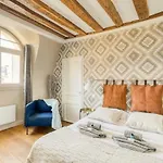 Luxury Apartment On The Place Des Victoires